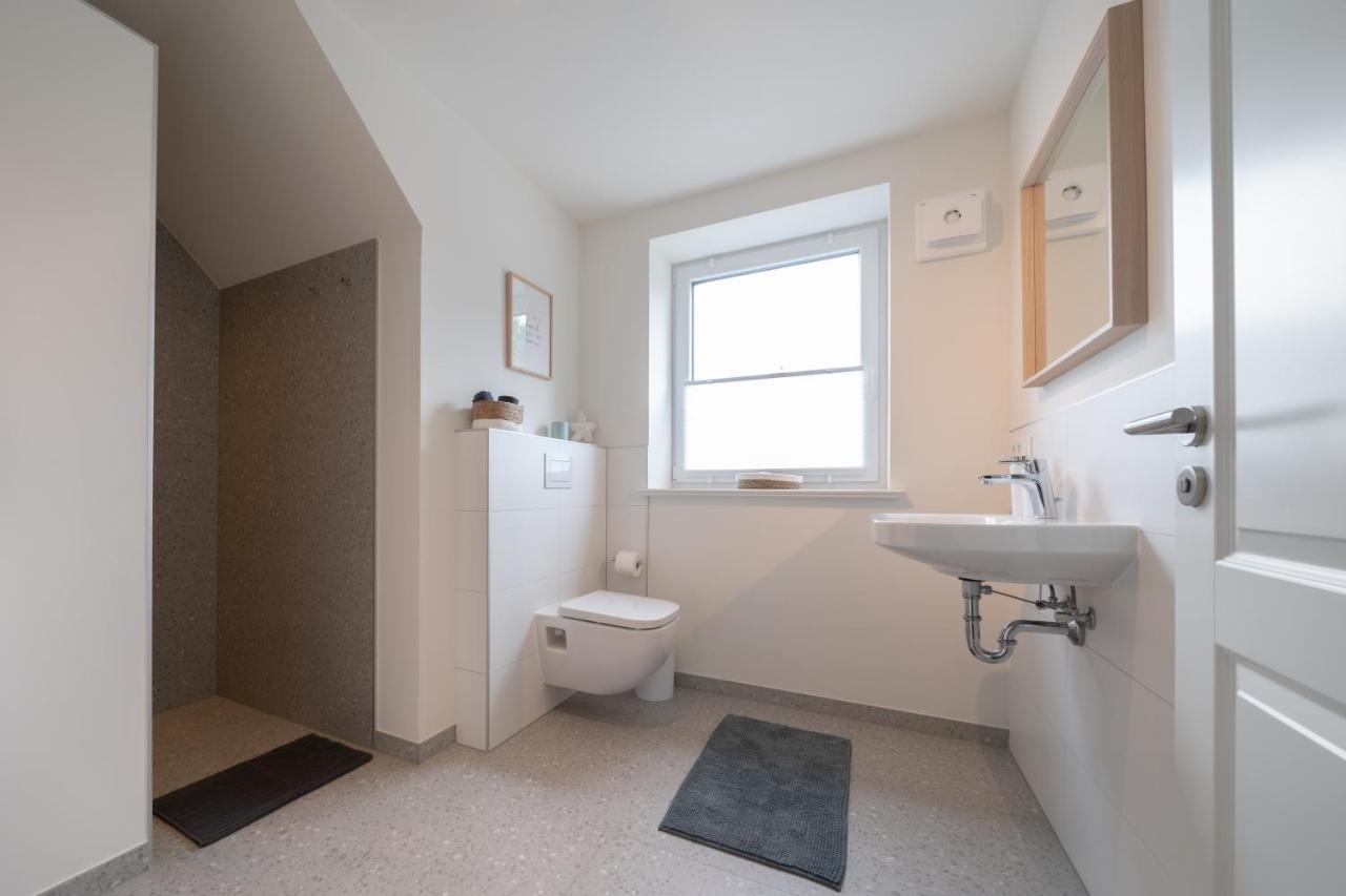Moderne Kuestenbutze #1 Im Beach-style Apartment Mildstedt