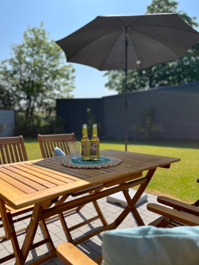 Moderne Kuestenbutze #1 Im Beach-style Apartment